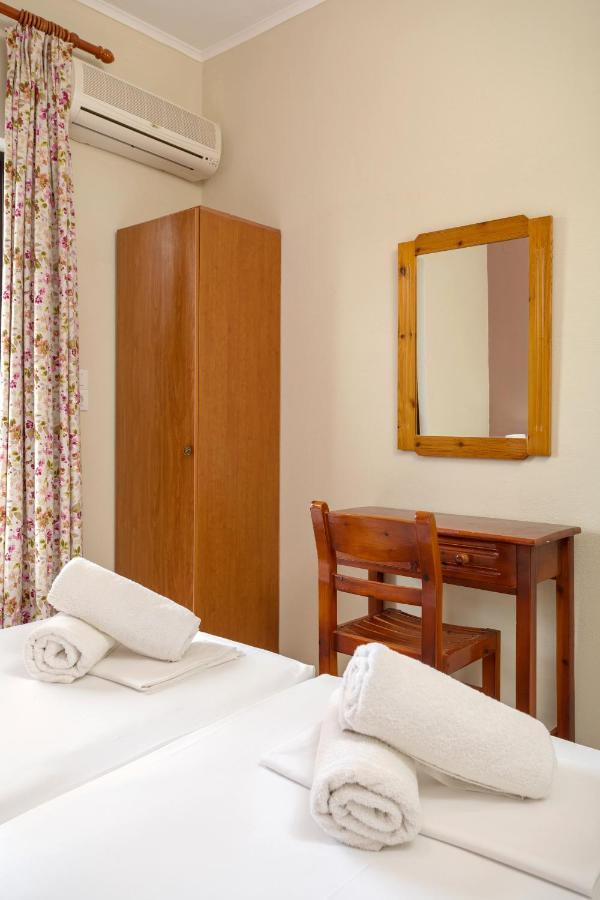 Eleni Studios & Apartments Alykes  Bagian luar foto